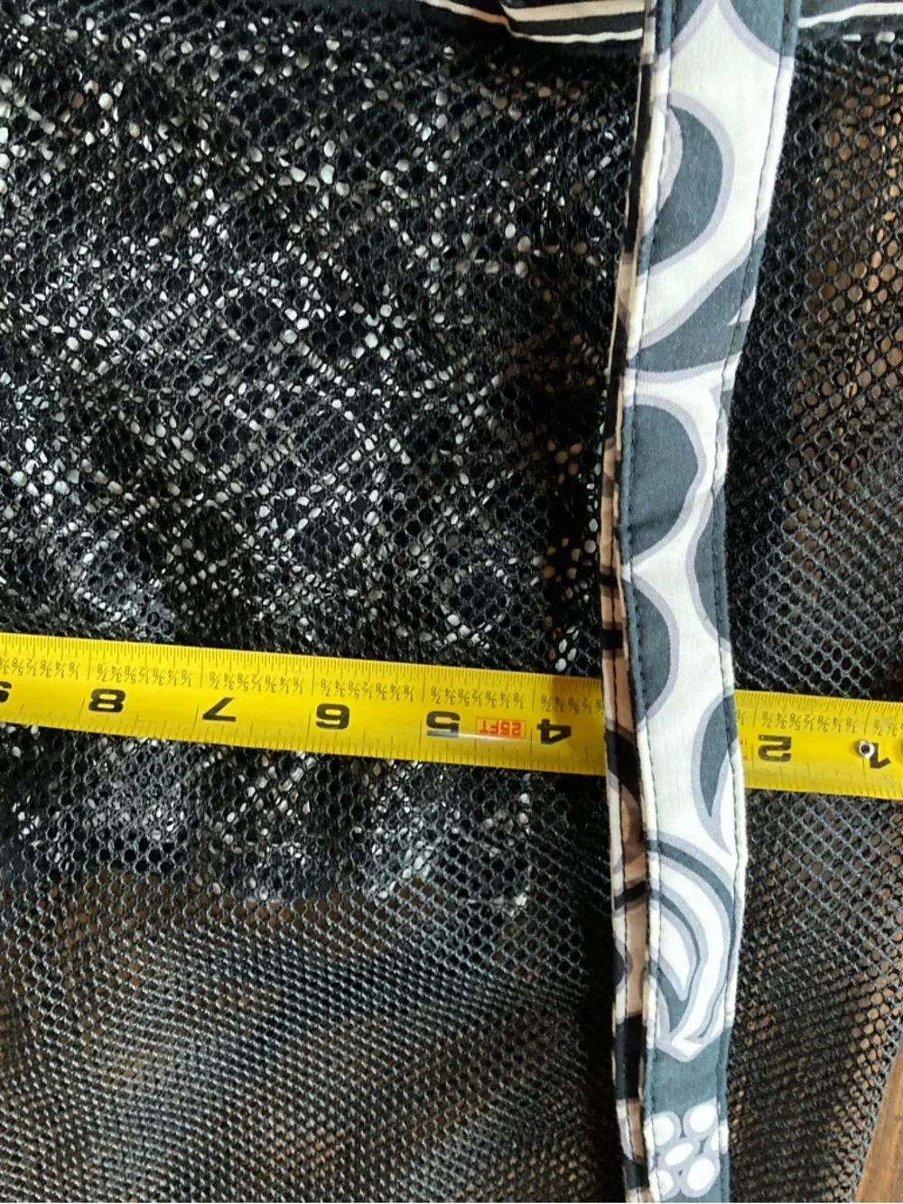 Vera Bradley Black White Medallion Mesh Tote  Logo Eyelet yoga mat beach bag